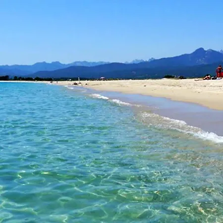 Hébergement de vacances Maison De 3 Chambres A A 400 M De La Plage Avec Vue Sur La Mer Jardin Clos Et Wifi *