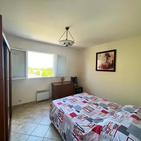Hébergement de vacances Maison De 3 Chambres A A 400 M De La Plage Avec Vue Sur La Mer Jardin Clos Et Wifi Solaro